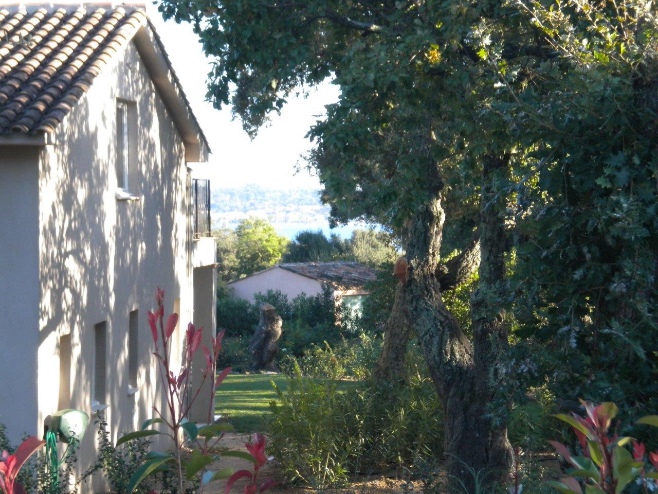 View house & garden.jpg
