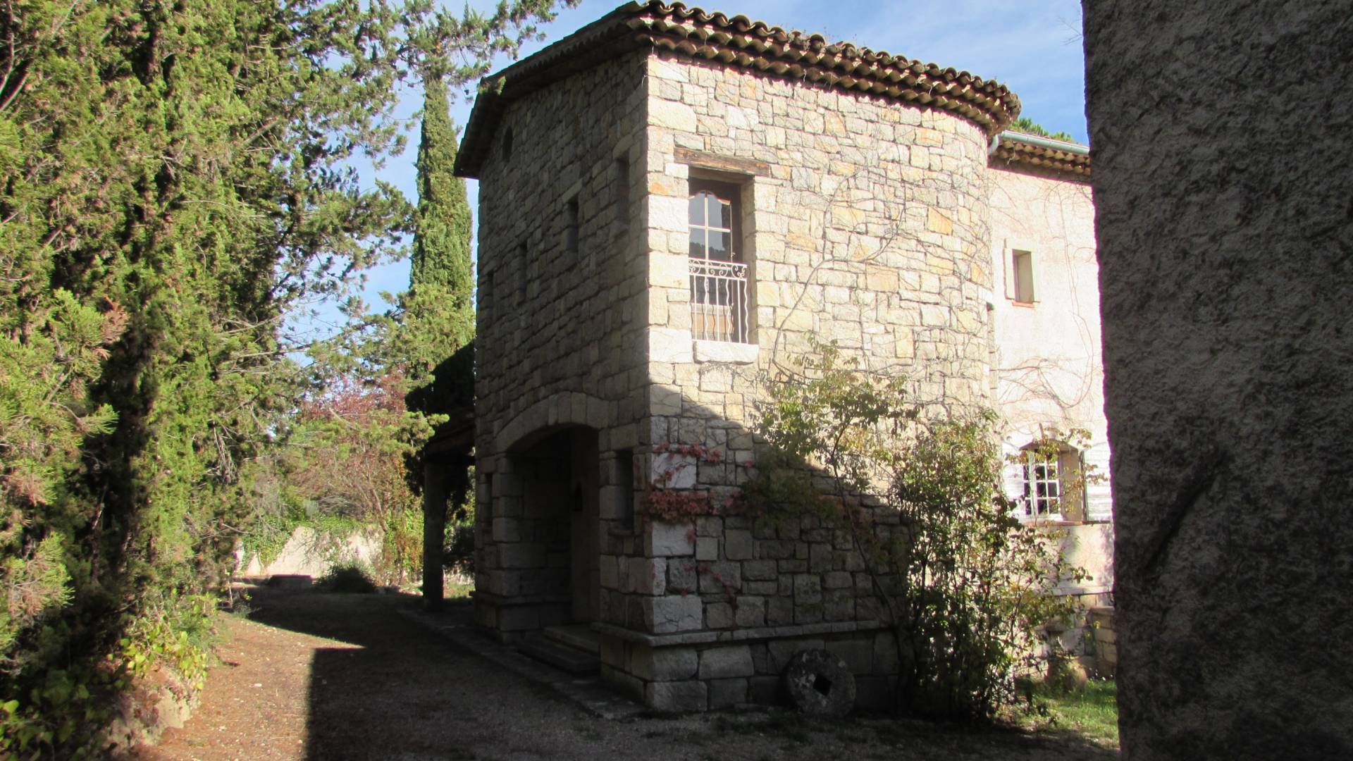 Huset inngangspartiet.jpg