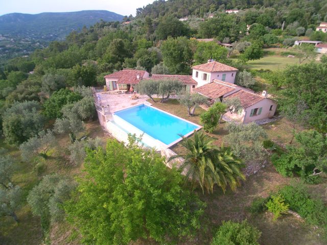 Piscine - maison.jpg