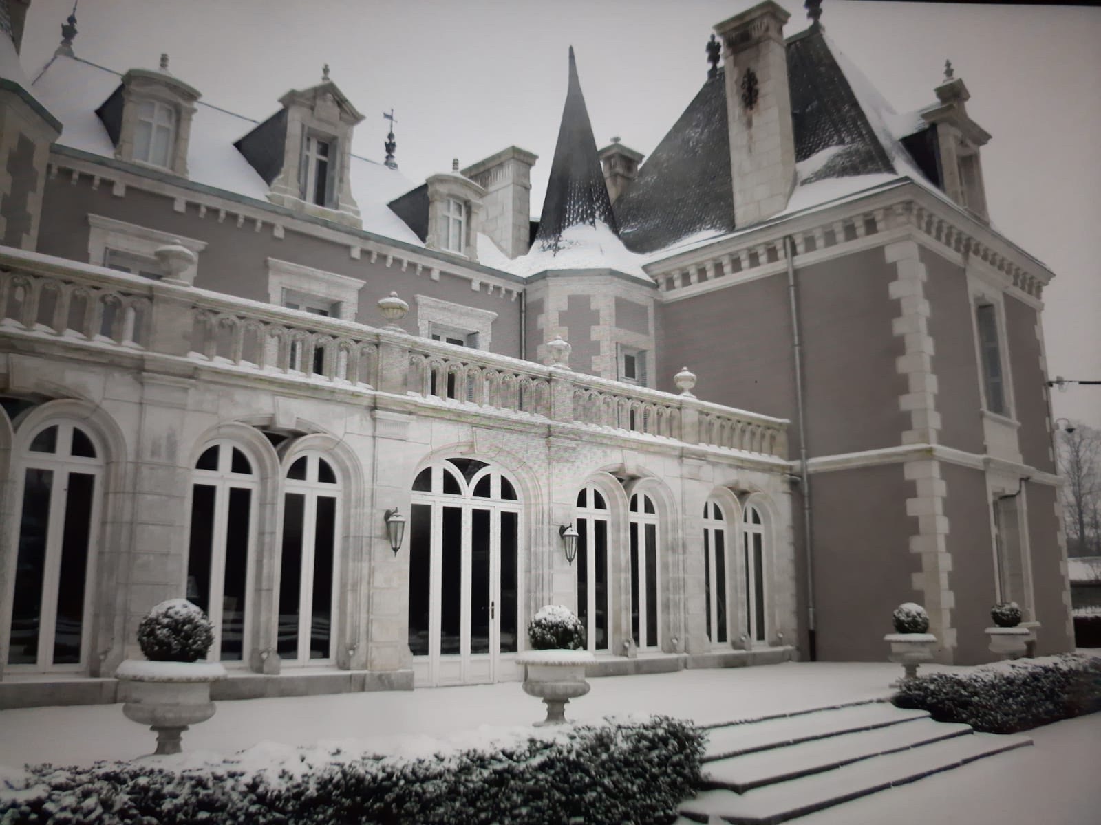 Chateau winter.jpg