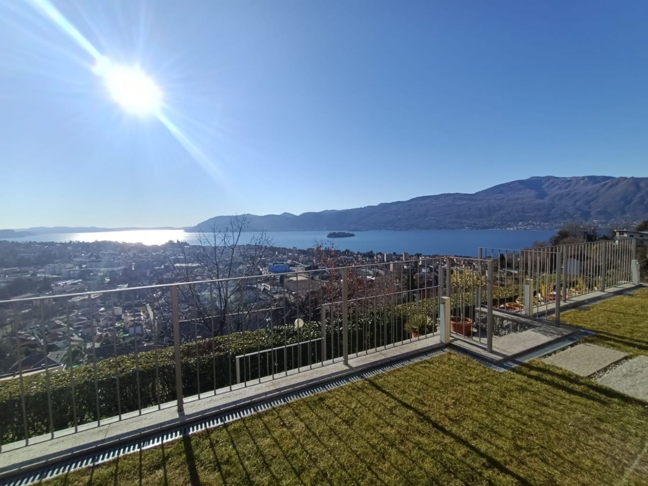 verbania-pallanza-appartamento-vista-lago-garage-giardino-51965b.jpeg