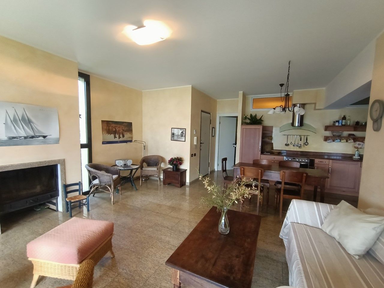 ghiffa-appartamento-vista-lago-garage-giardino-57867b.jpg