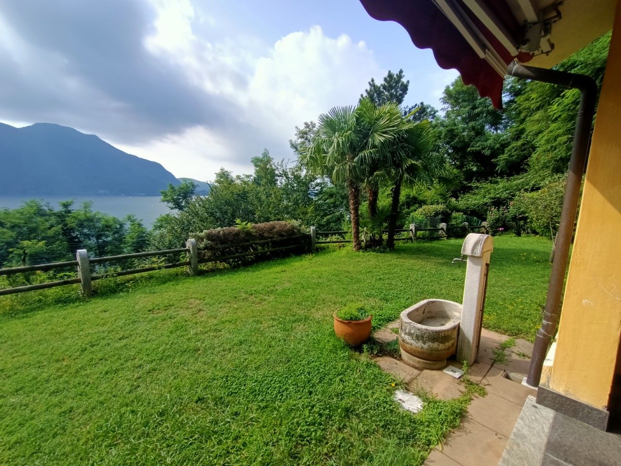 ghiffa-appartamento-vista-lago-garage-giardino-57859b.jpg