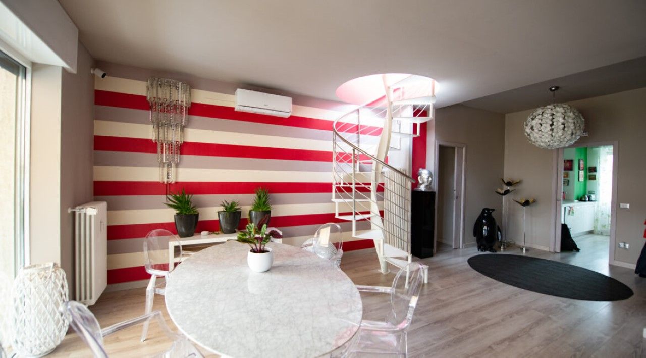 verbania-intra-appartamento-vista-lago-centro-balcone-57846b.jpg