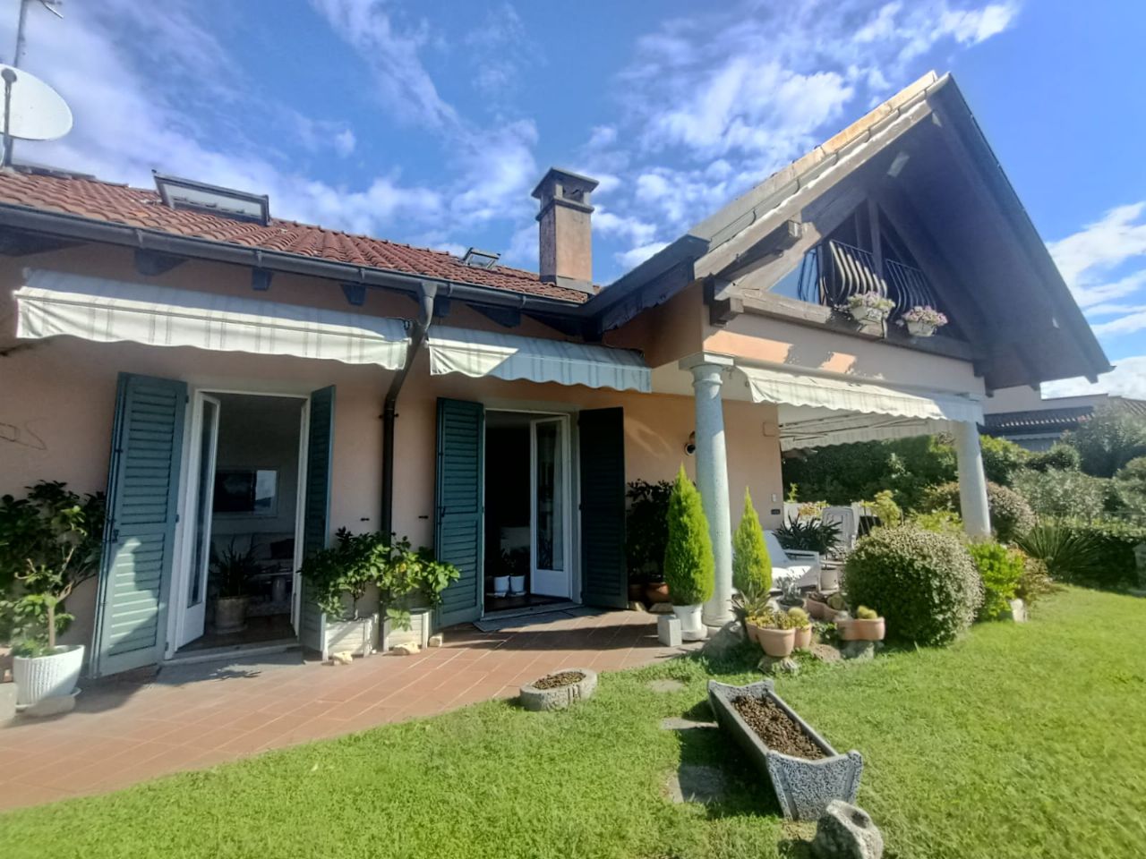 verbania-zoverallo-casa-indipendente-vista-lago-2-camere-giardino-garage-58246b.jpeg