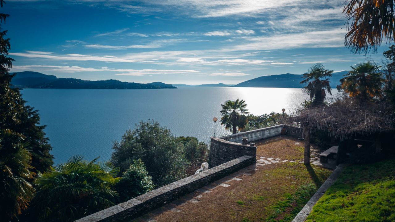 verbania-biganzolo-villa-epoca-vista-lago-350mq-giardino-60574b.jpg