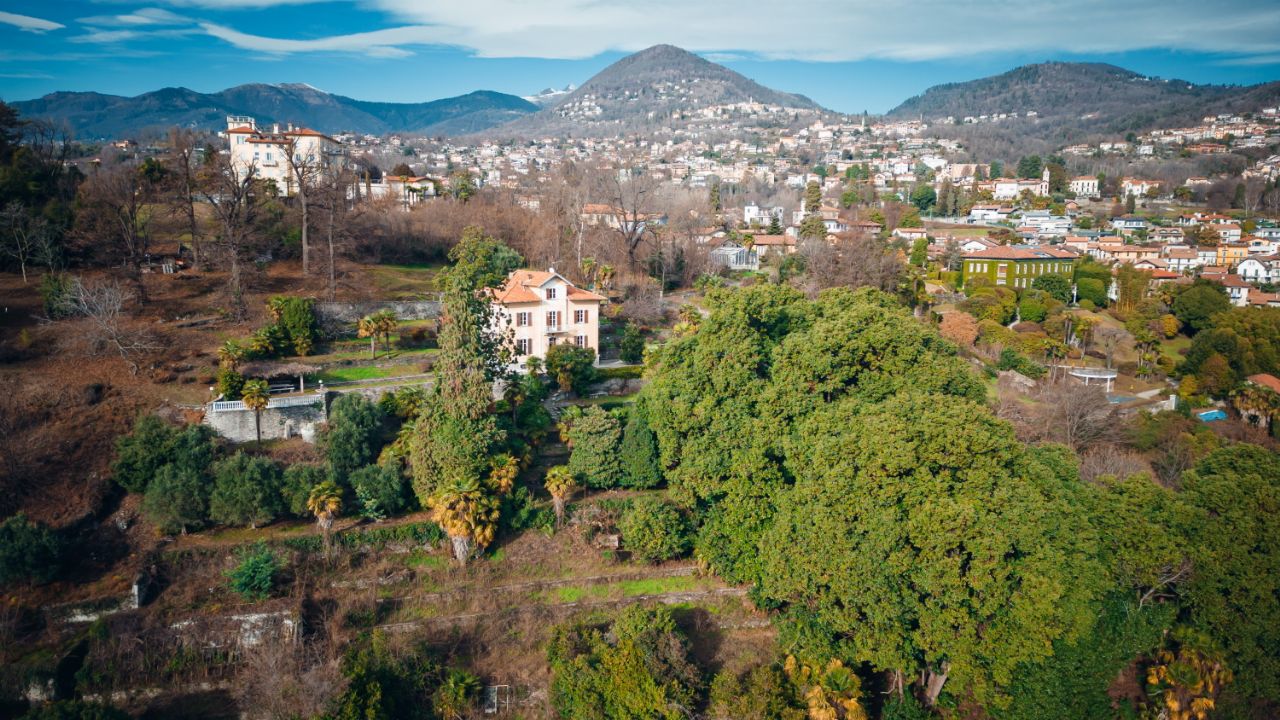 verbania-biganzolo-villa-epoca-vista-lago-350mq-giardino-60563b.jpg