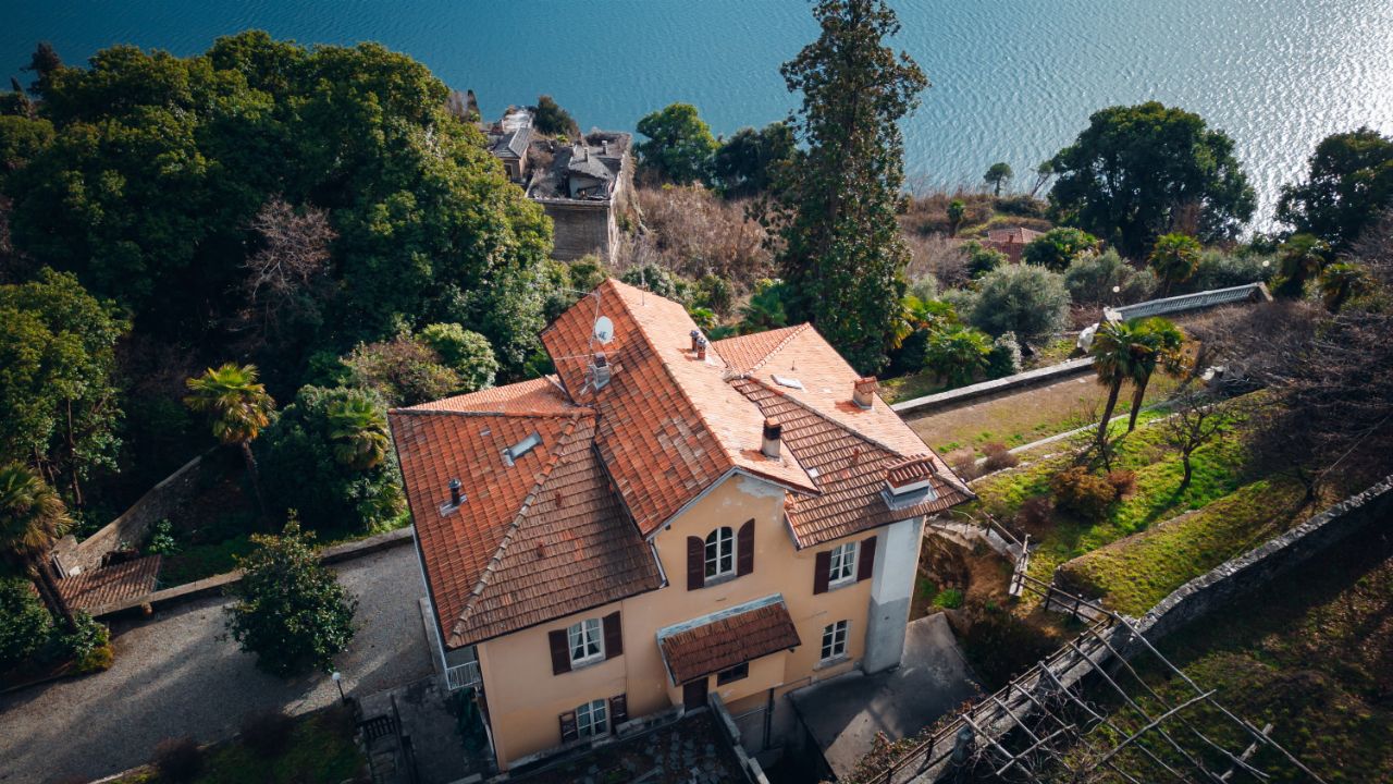 verbania-biganzolo-villa-epoca-vista-lago-350mq-giardino-60562b.jpg