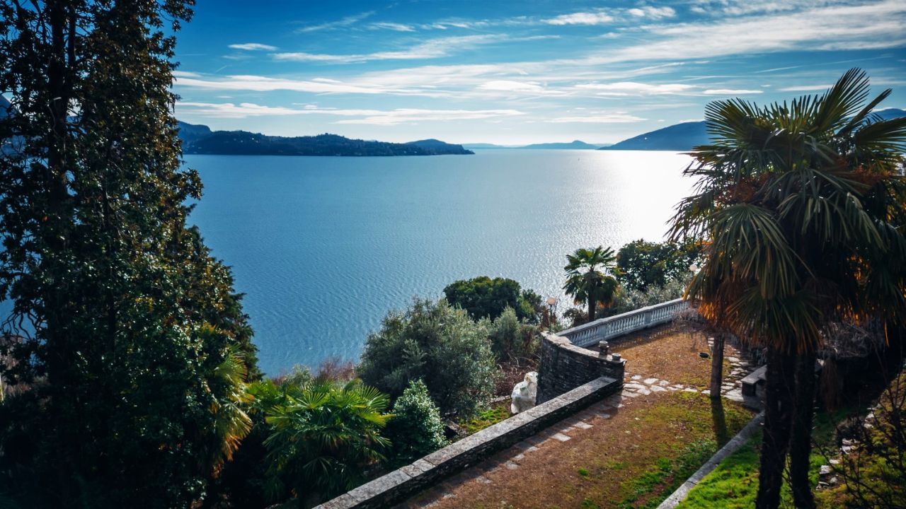 verbania-biganzolo-villa-epoca-vista-lago-350mq-giardino-60557b.jpg