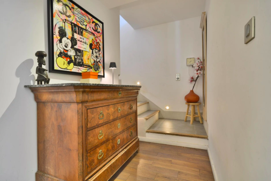 Bienvenue 14405. Hall.png