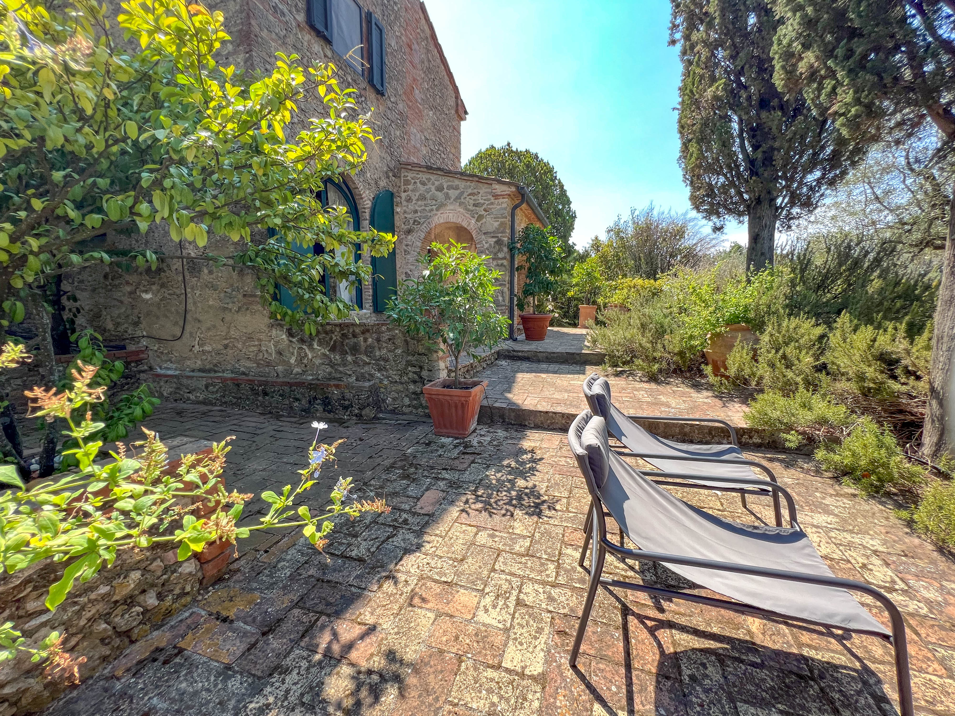 propertya19e9cb184f7985e9d00140dfee1157e5.jpg