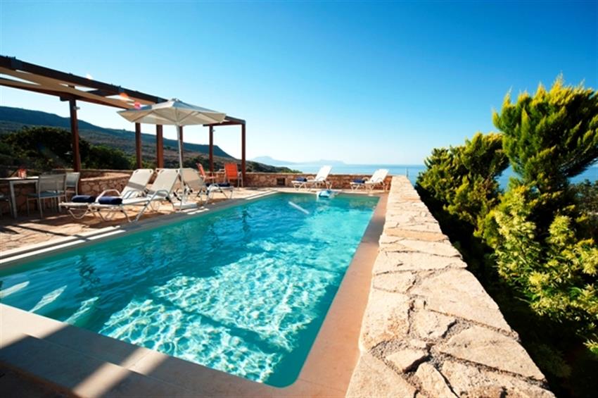 swimming_pool_area_2.jpg