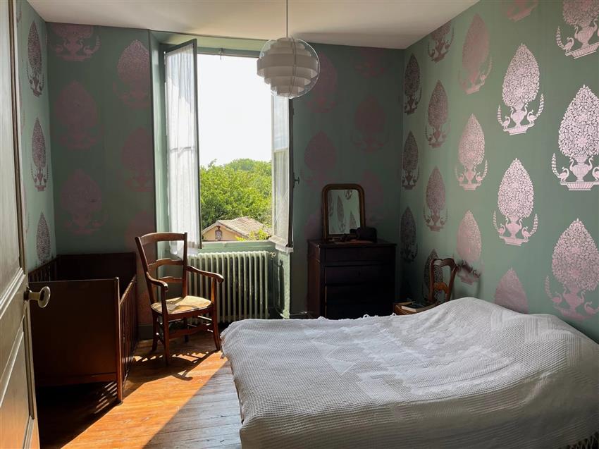 9 BED2 green.jpg