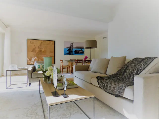 3-bedroom apartment in Cannes, France