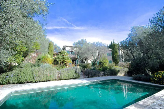 6-bedroom villa in Opio, France