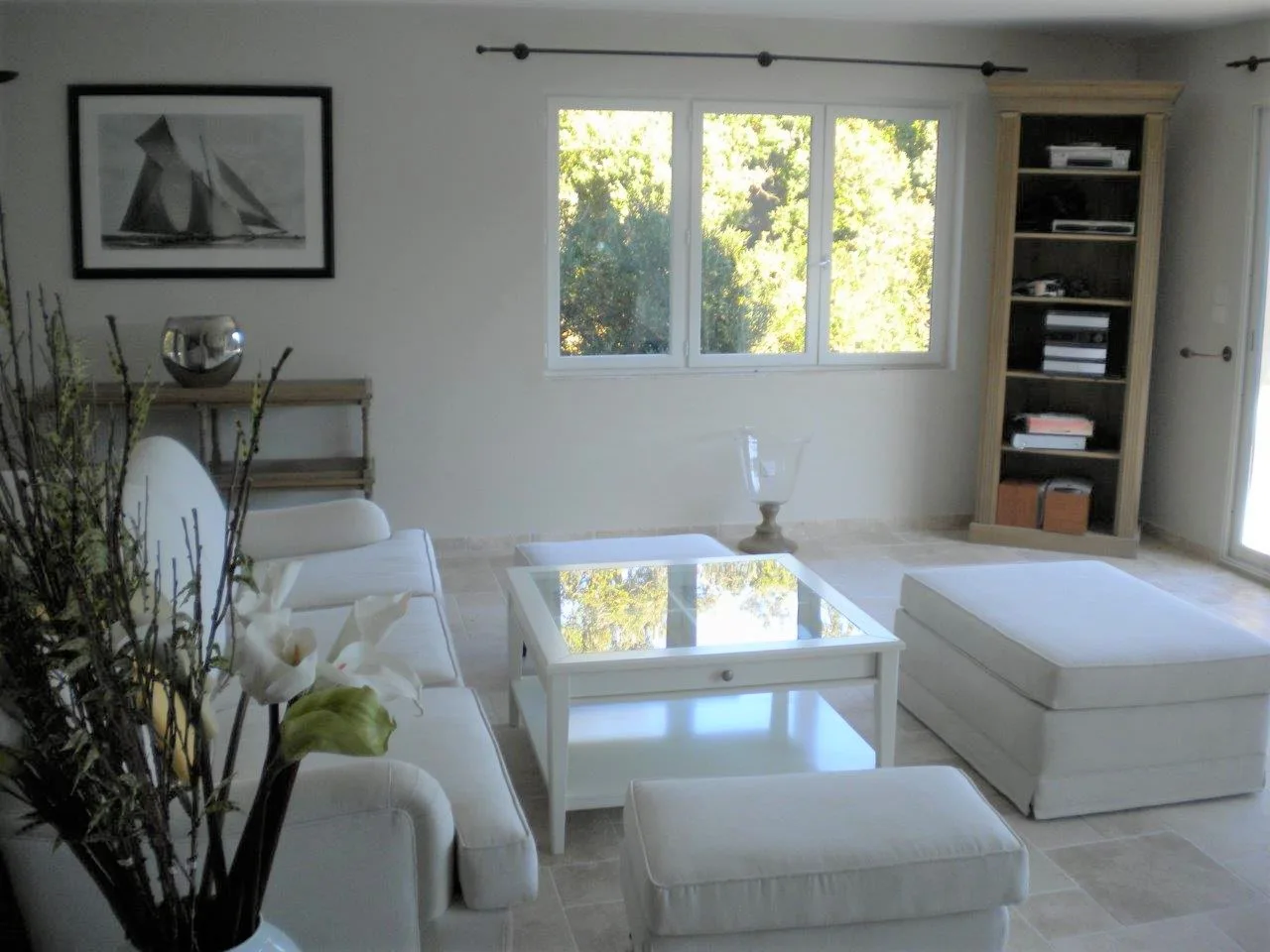 Livingroom 1.jpg