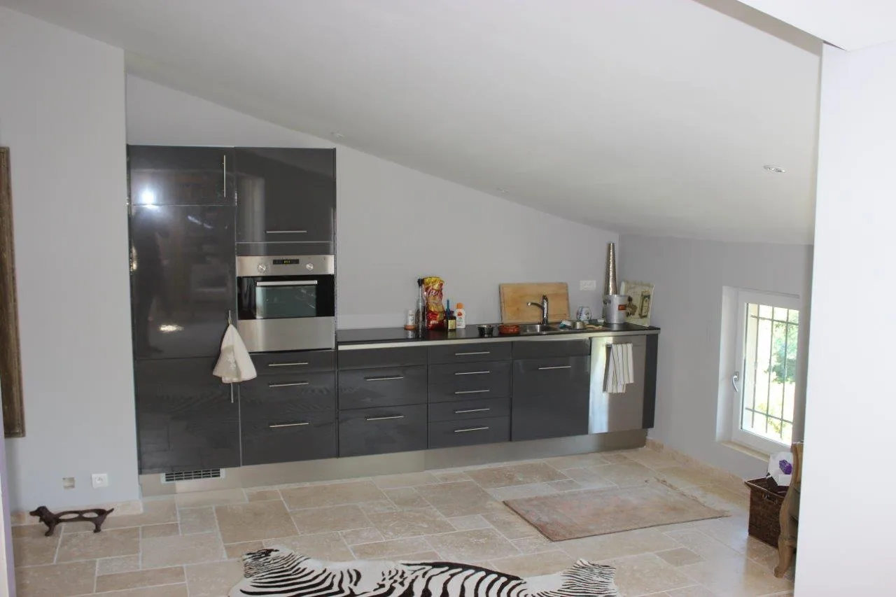 Kitchen apartment LTB.jpg