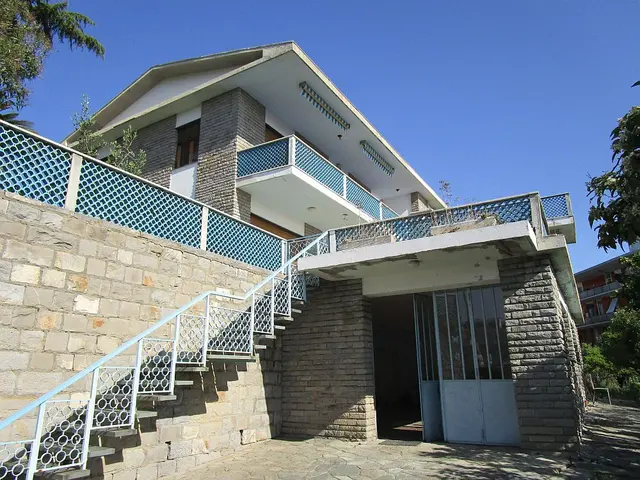 Villa i Sanremo med 2 leiligheter utsikt til middelhavet