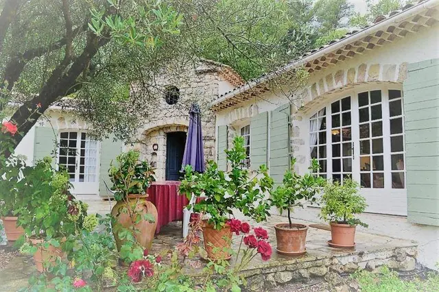 4-bedroom villa in Bargemon, France