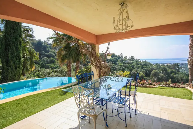 4-bedroom villa in Les Issambres, France