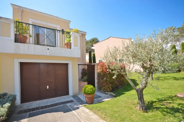 2-bedroom villa in Mougins, France