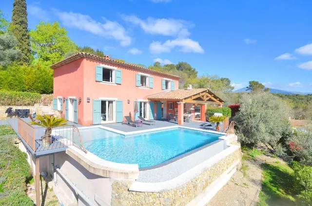 4-bedroom villa in Opio, France