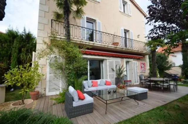 4-bedroom villa in St. Aygulf, France