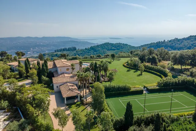 7-bedroom villa in Cannes, France