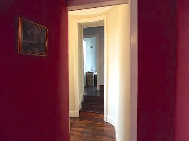 Hallway B.jpg