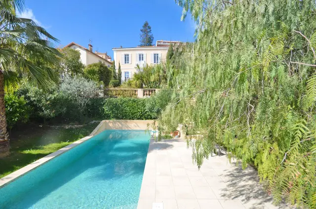 4-bedroom villa in Grasse, France
