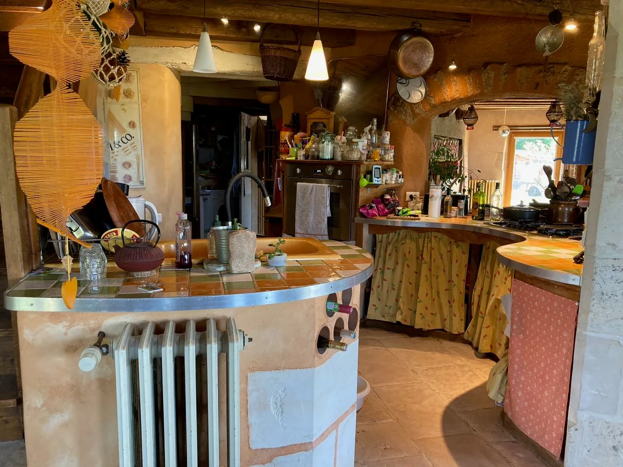 MAISON cuis1.jpg