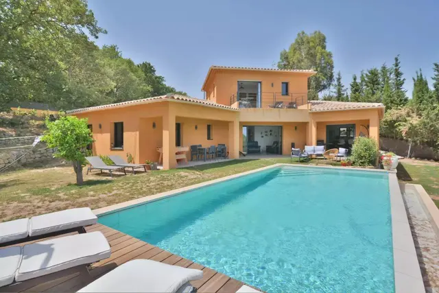 4-bedroom villa in Valbonne, France