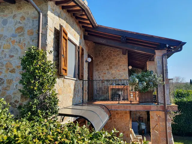 MANCIANO i Maremma tomannsbolig