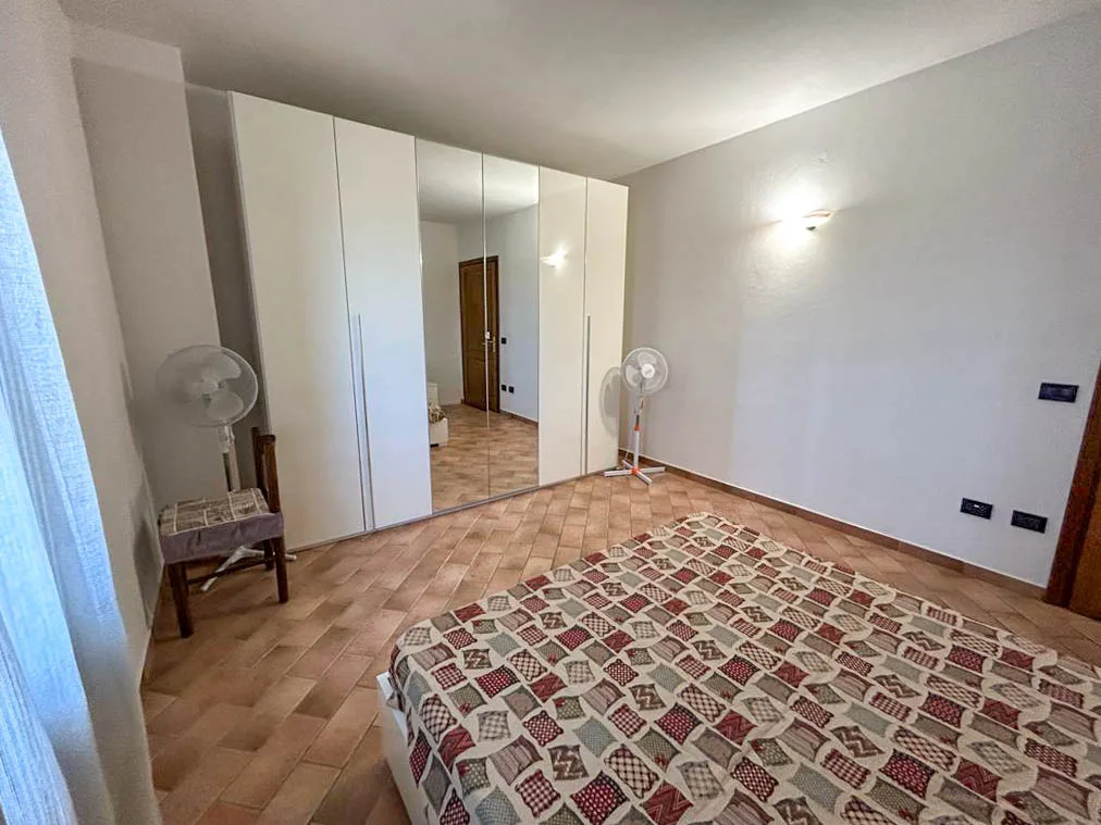 property1062519111355b4b1a62c4a10098e10728.jpg