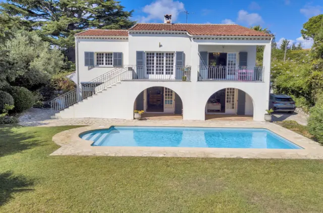 4-bedroom villa in Antibes, France