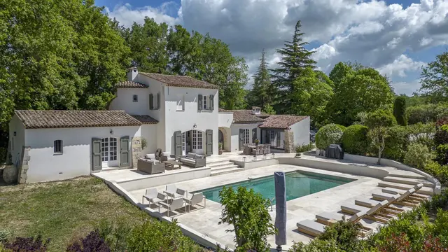 5-bedroom villa in Chateauneuf-Grasse, France