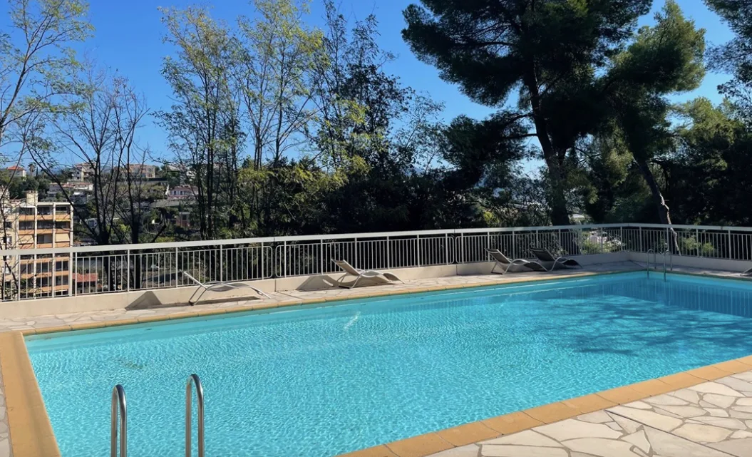 Max-Immo 610.48311 Pool.png
