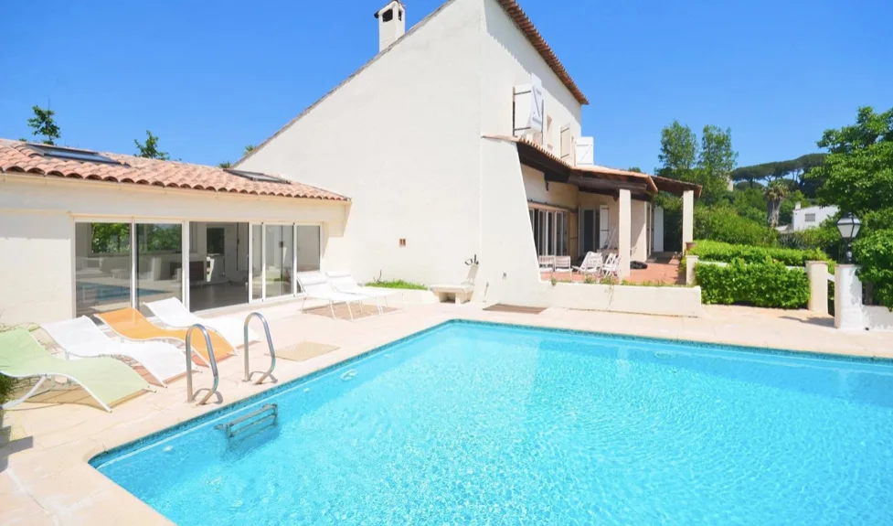 Pool Bienvenue 9133.png