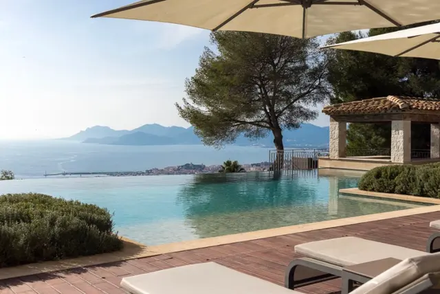Cannes | Praktfull bastide med panorama havutsikt, svømmebasseng