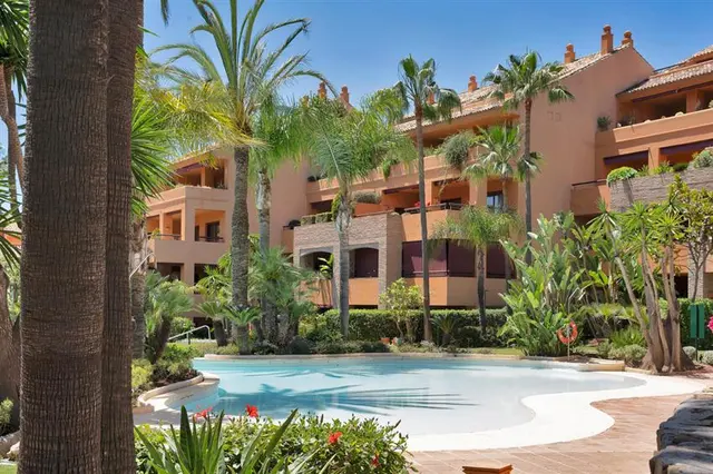 Costa del Sol | Bahía de Marbella | Nydelig beligenhet | Andre linje til stranden