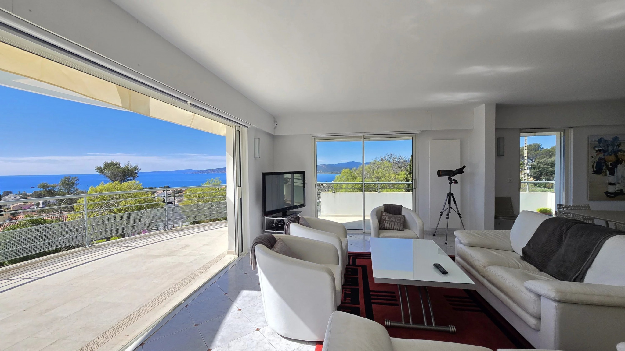 Saint Raphael - Penthouseleilighet med tre soverom og panoramautsikt – bilde 1