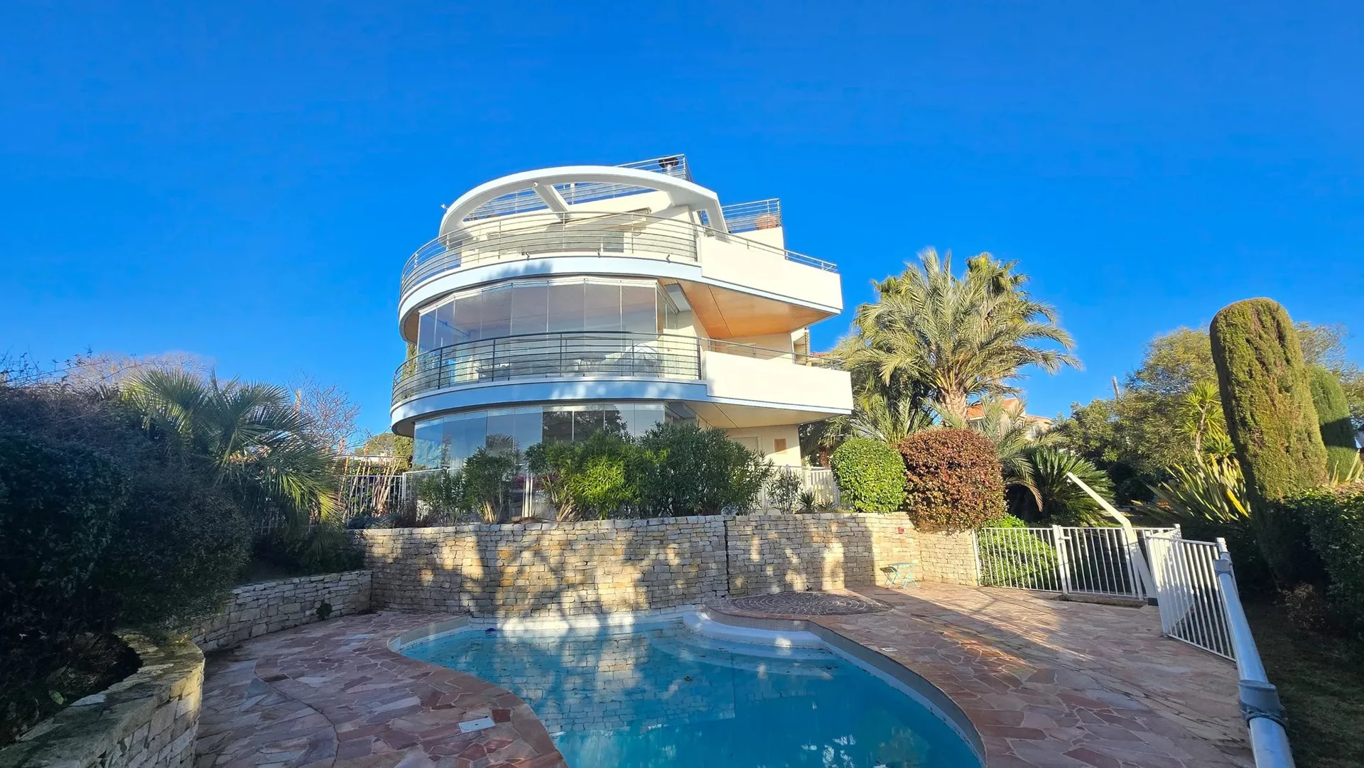 Saint Raphael - Penthouseleilighet med tre soverom og panoramautsikt – bilde 10