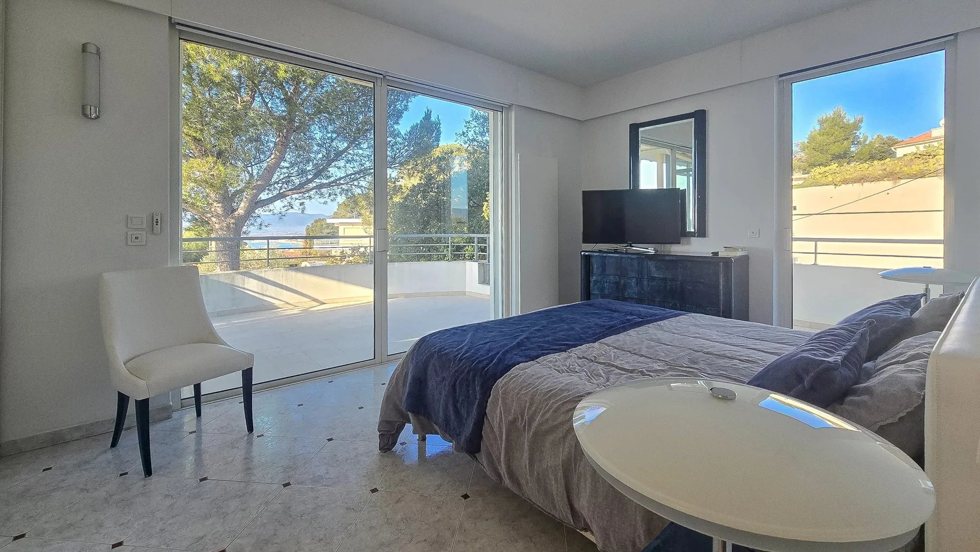 Saint Raphael - Penthouseleilighet med tre soverom og panoramautsikt – bilde 14