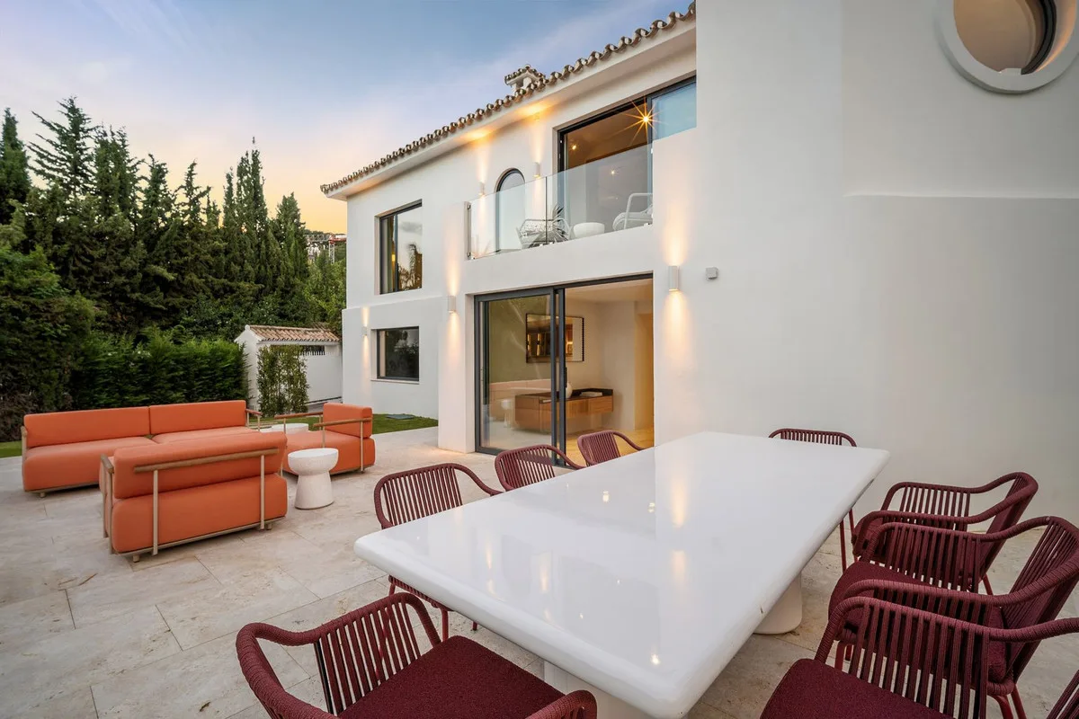 Costa del Sol - Nueva Andalucia - Moderne golfvilla i La Brisas med privat basseng – bilde 28