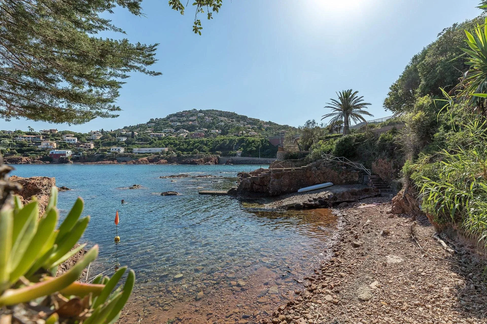 St. Raphael - Fantastisk villa med sjøfront – bilde 11