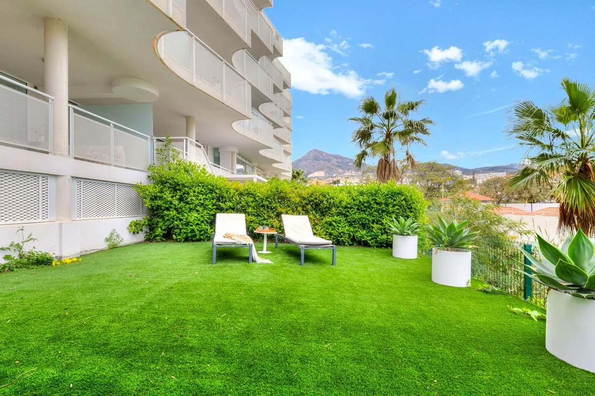 Benalmadena Costa - Moderne leilighet med privat hage, terrasse og gangavstand til stranden – bilde 14