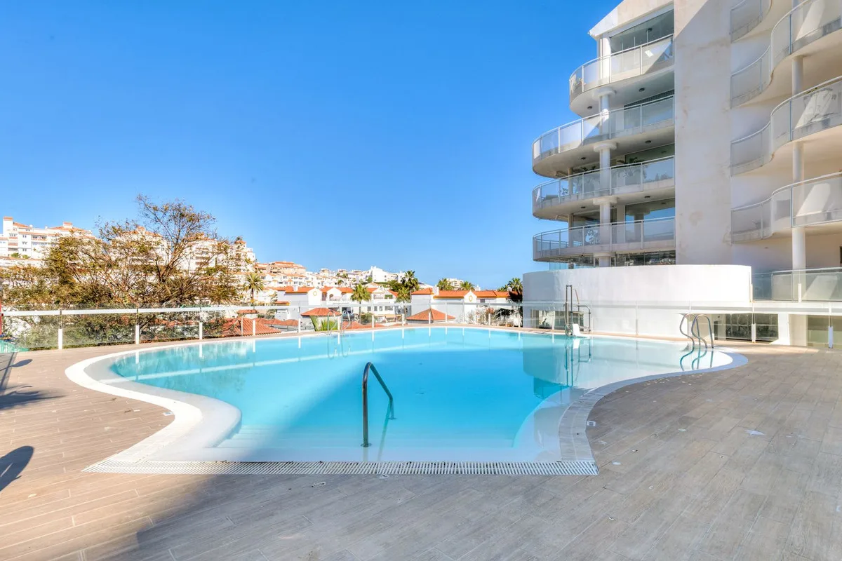 Benalmadena Costa - Moderne leilighet med privat hage, terrasse og gangavstand til stranden – bilde 30