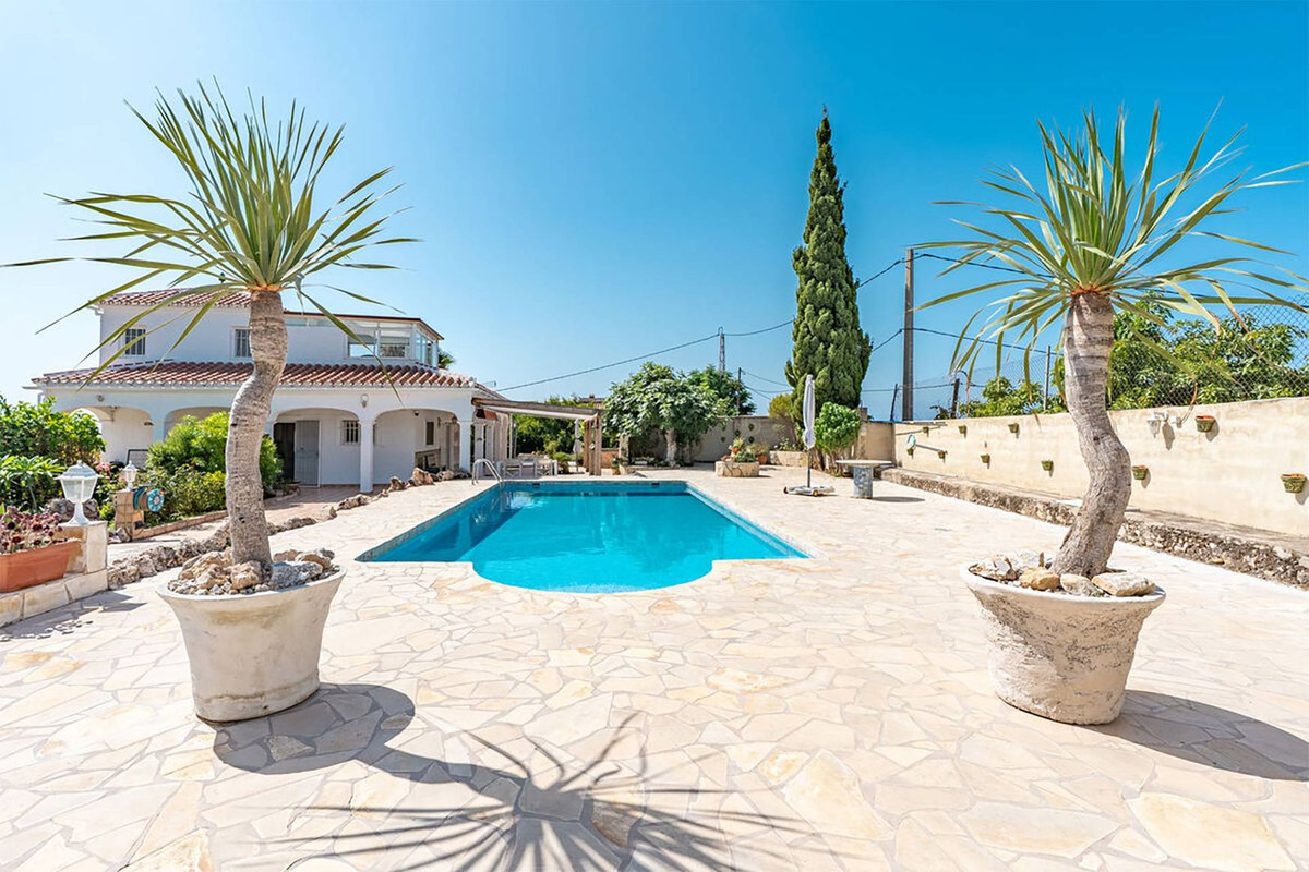 Nerja - Romslig villa med basseng, gjestehus og panoramautsikt – bilde 1