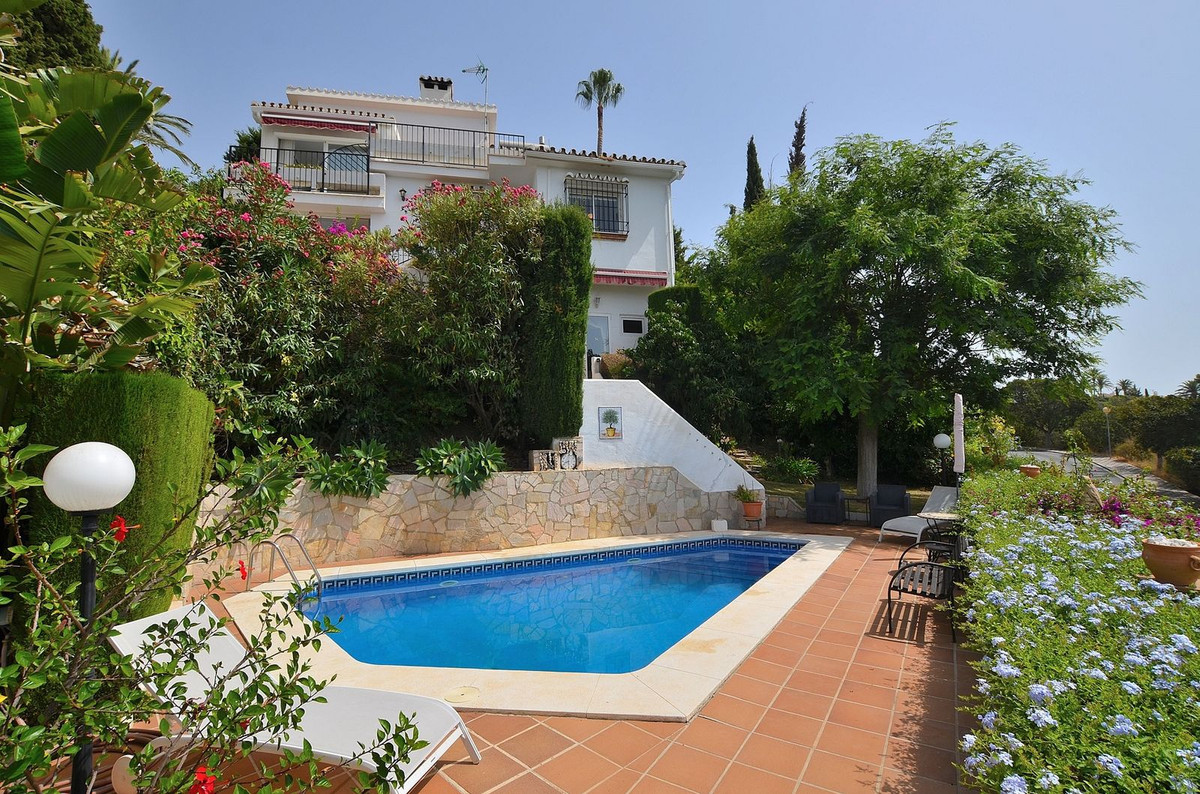 Benalmádena Costa – flott villa med havutsikt, privat basseng og solrik beliggenhet – bilde 1