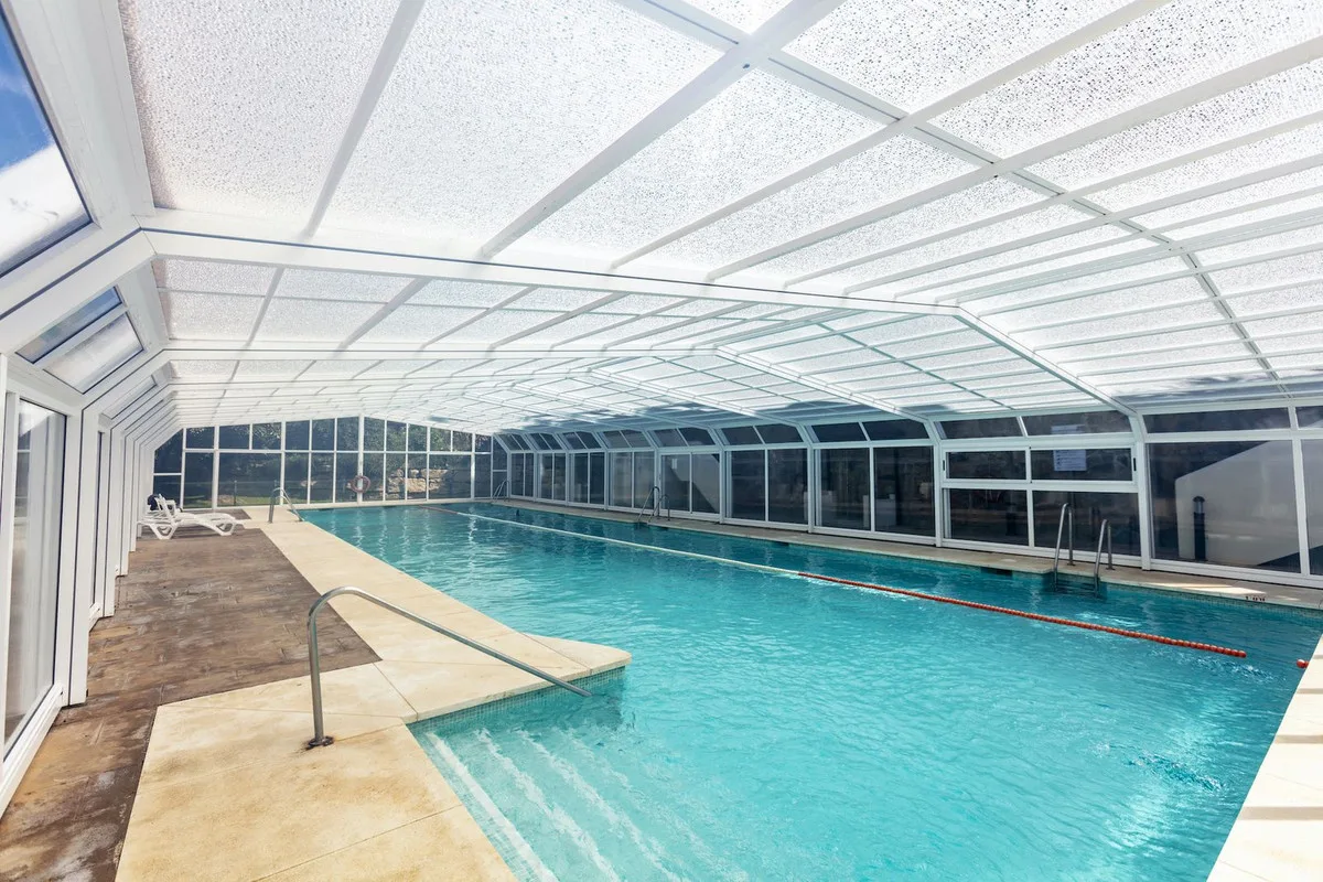 Nueva Andalucía - Sørvendt 2-soveroms leilighet med stor terrasse med utleiemuligheter – bilde 25